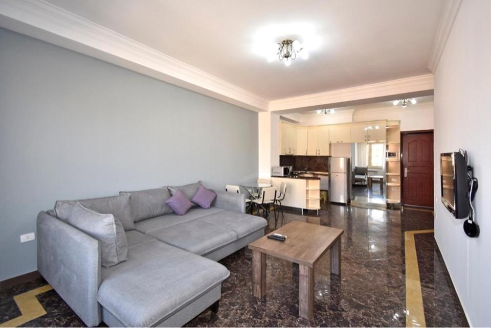 Modern Apartment For Rent In Buzand Street Bu944 يريفان المظهر الخارجي الصورة