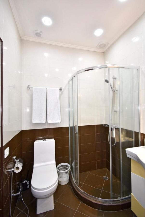 Modern Apartment For Rent In Buzand Street Bu944 يريفان المظهر الخارجي الصورة