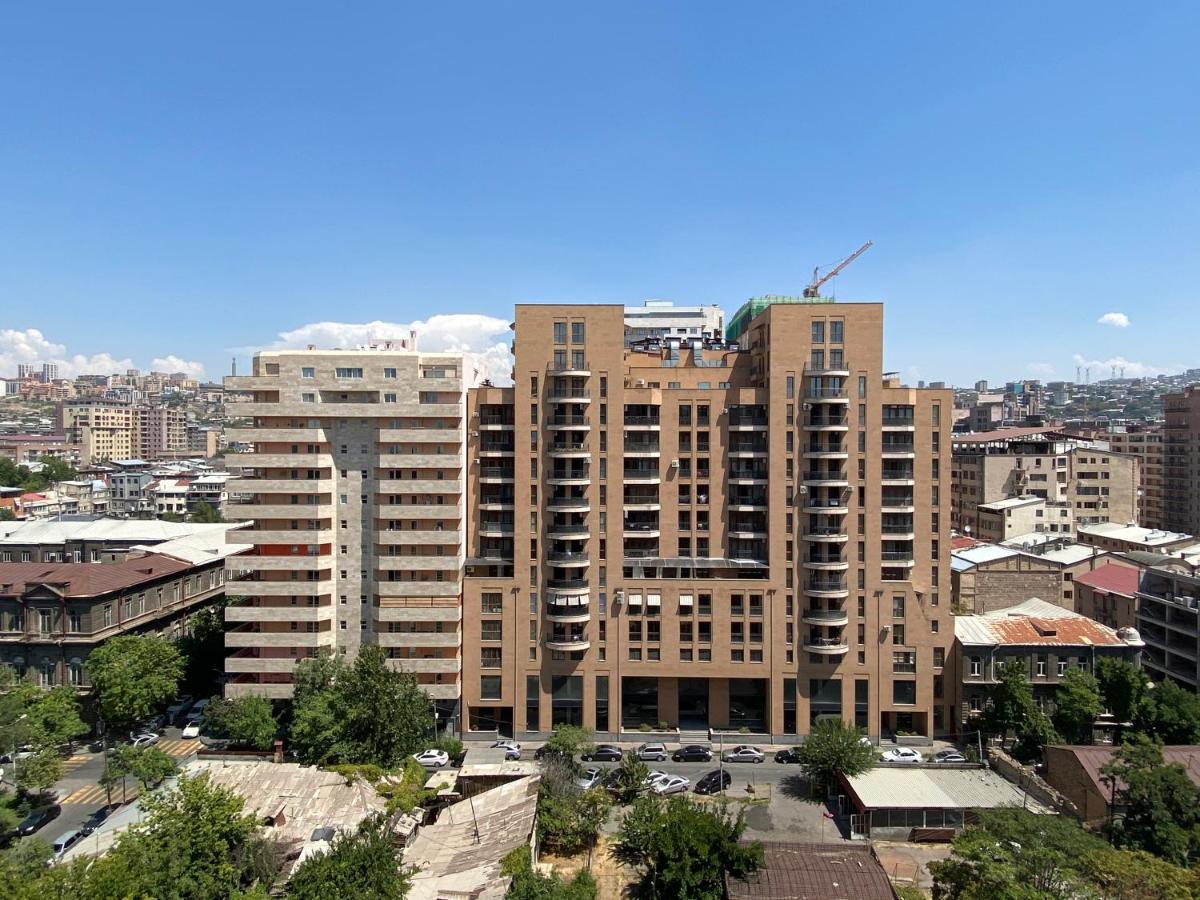 Modern Apartment For Rent In Buzand Street Bu944 يريفان المظهر الخارجي الصورة