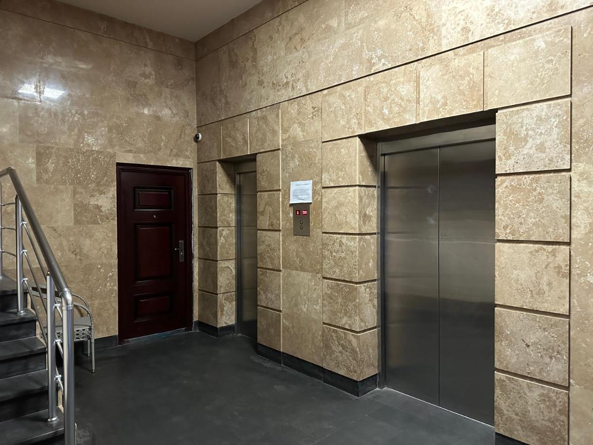 Modern Apartment For Rent In Buzand Street Bu944 يريفان المظهر الخارجي الصورة